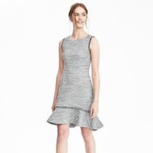 BANANA REPUBLIC DRESS W RUFFLE SZ 6 TALL